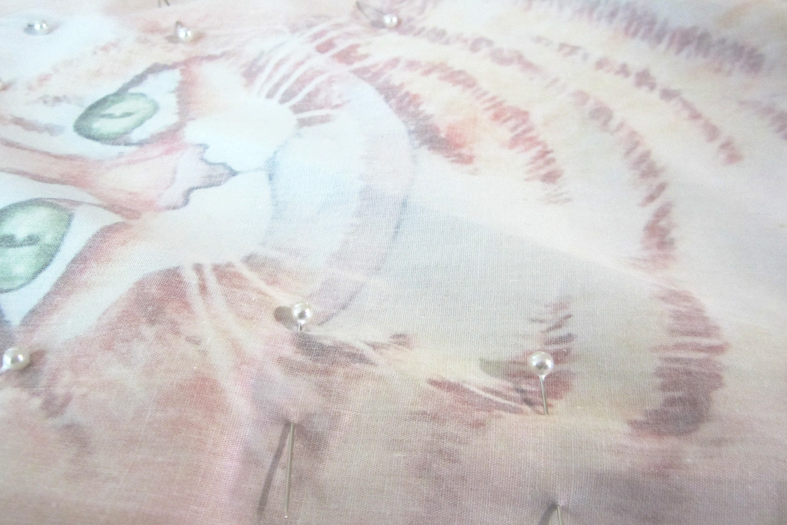 pin pieces of cat pillow together